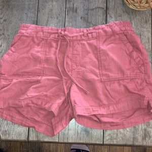 Red Tie Old Navy shorts
